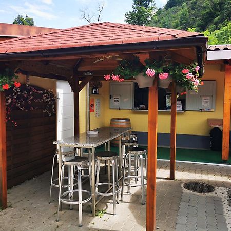 Camping Melezza Losone Kültér fotó